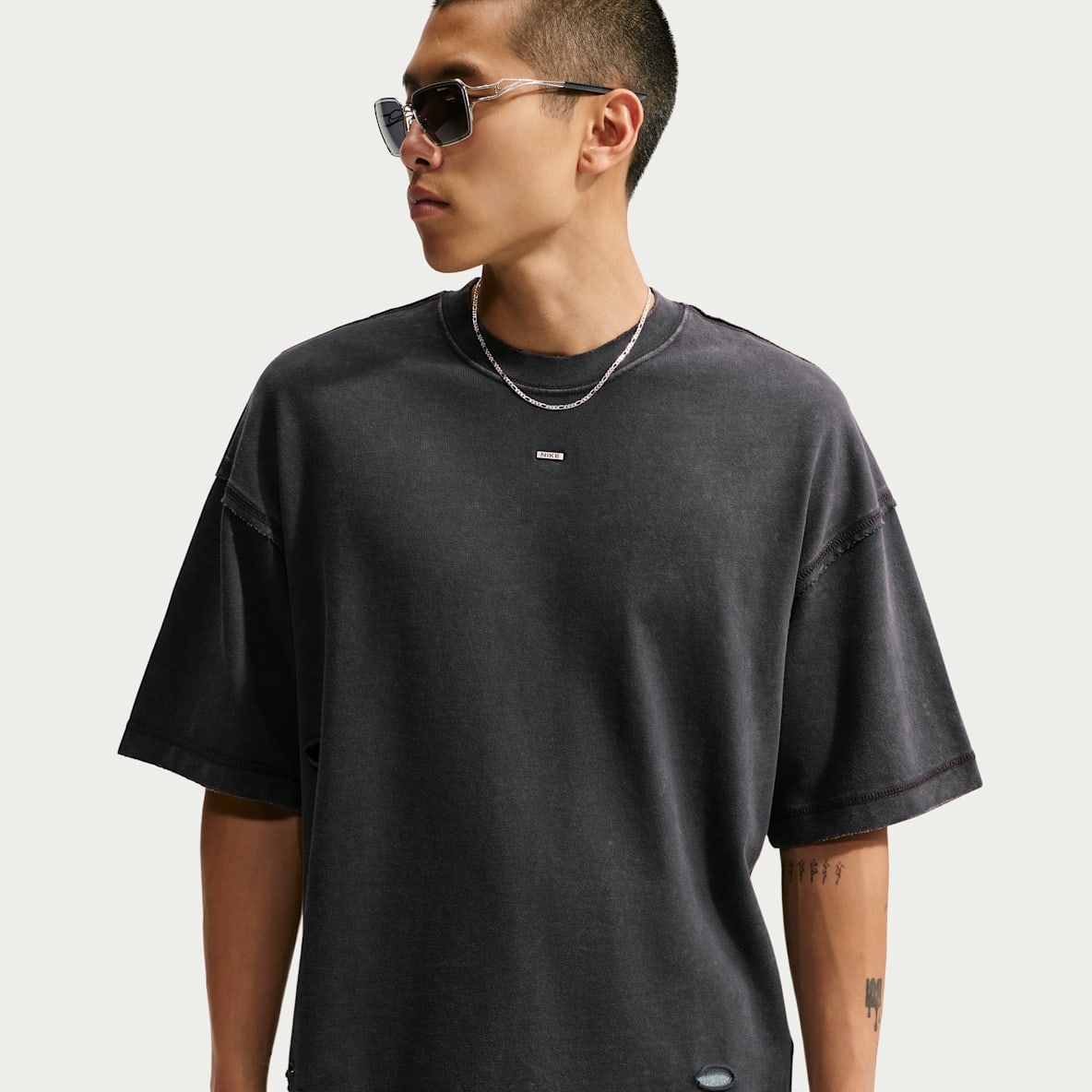 NIKE公式】 ルーズフィット トップス & Tシャツ【ナイキ公式通販】